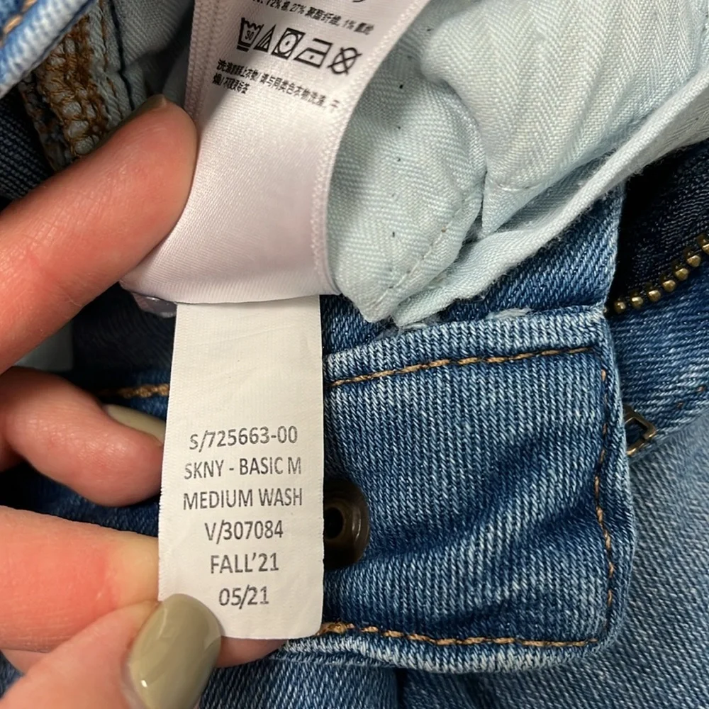 Gap Kids Girls Super Skinny Medium Wash Distressed Jeans - size 7
